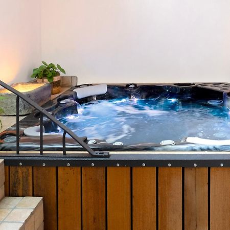 Suite & Spa A La Ferme 1802 Sainghin-en-Melantois Экстерьер фото